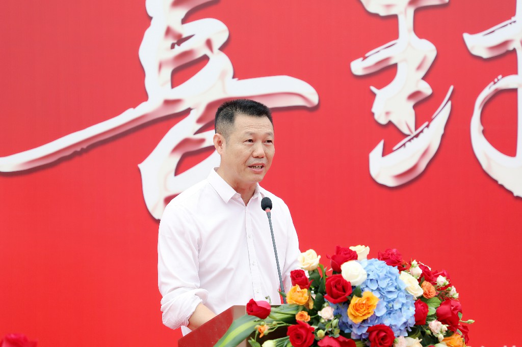 喜封金頂，不負(fù)佳期丨茶山尚錦匯項(xiàng)目封頂儀式圓滿舉行(圖3)