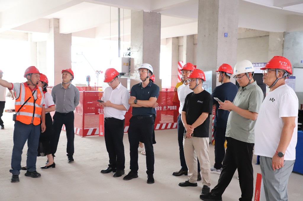 聚焦 | 創(chuàng)新引領(lǐng)革新，2025年?yáng)|莞市建筑施工“安全生產(chǎn)月”觀摩啟動(dòng)儀式在銀瓶現(xiàn)代產(chǎn)業(yè)園項(xiàng)目圓滿舉行(圖17)